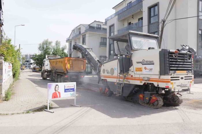 Alikahya’da Asfalt Mesaisi