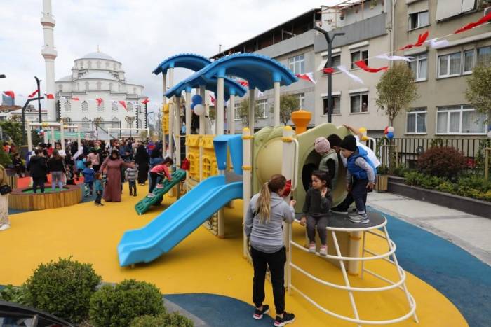 Hürriyet Çocuk Parkı Açıldı