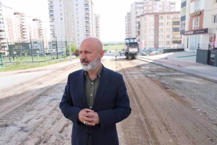 Başkan Çolakbayrakdar: “bu Yaz Döneminde De Asfaltlanmadık Yer Kalmayacak”