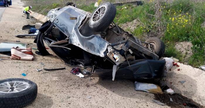 Tavşanlı’da Trafik Kazası, Aynı Aileden 3 Kişi Yaralandı