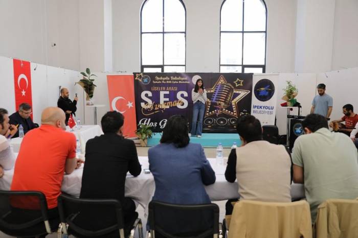 İpekyolu’nda ‘liseler Arası Ses Yarışması’ Başladı