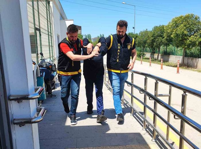 Katil Arkadaşı Çıktı, “araç Koltuğu” Tartışmasında Cinayeti İşlemiş