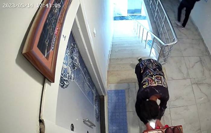 Ayakkabı Hırsızları Önce Numarasına Sonra Kalitesine Baktı