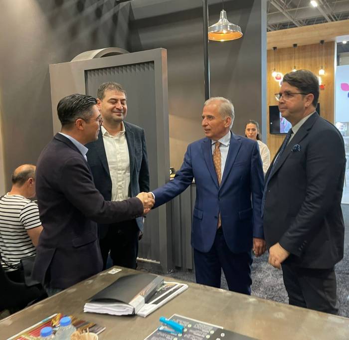 Başkan Zolan, Denizlili Tekstilcileri Yalnız Bırakmadı