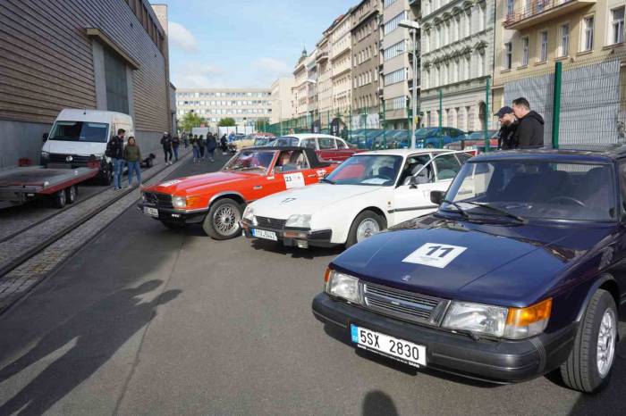 Klasik Otomobiller Dostluk İçin Prag’dan İstanbul’a Yola Çıktı