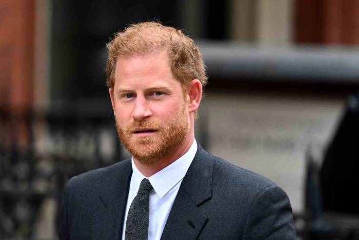 Prens Harry Ve Meghan Markle İle Gazeteciler Arasında İki Saat Kovalamaca