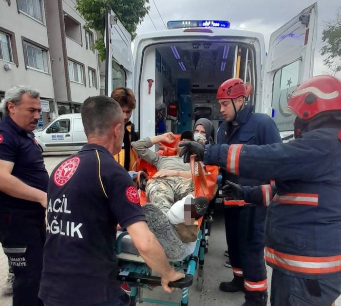 İnşası Devam Eden Binada Çalışırken Testere İle Kendini Yaraladı