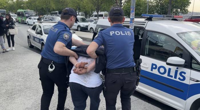 İstanbul’da Vicdansız Hırsıza Meydan Dayağı Kamerada: Sma’lı Bebeğin Yardım Kutusunu Çaldı
