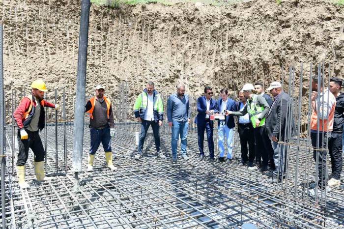 Çatak’ta Yapılacak 90 Konutun Temeli Atıldı