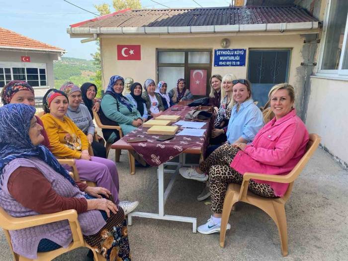 Kadın Çiftçilere "seracı Belgesi" Verilecek