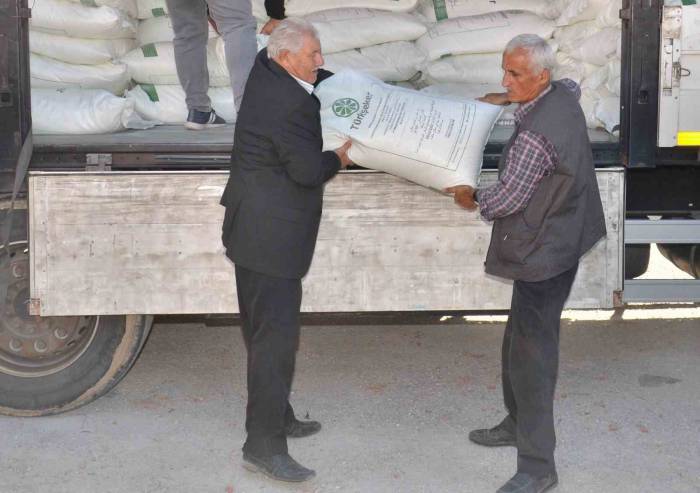 Elbistanlı Depremzede Arıcılara Destek
