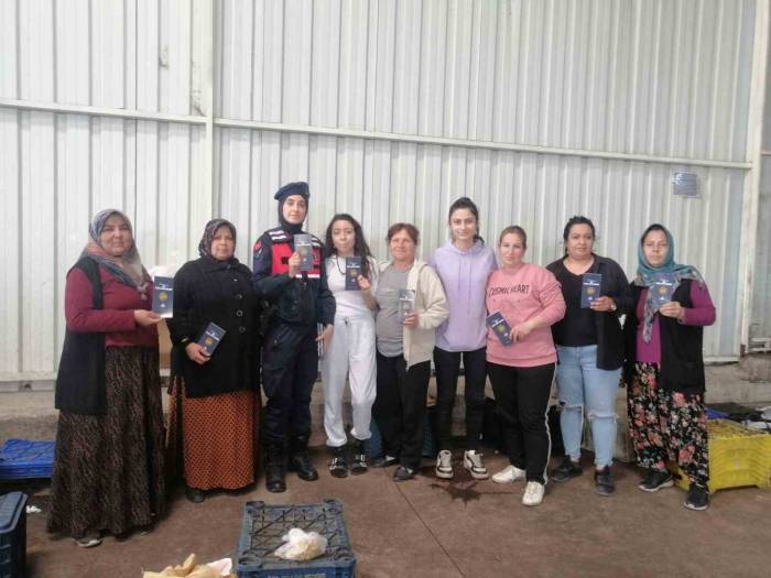 Aydın’da Jandarma Ekipleri Bilgilendirme Çalışmalarını Sürdürüyor