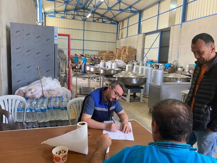 Gıda Kontrol Ekipleri Deprem Bölgelerinde Göreve Başladı