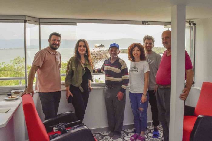 Yaren Leylek, Yeni Yuvasında Dostu Adem Amca’ya Komşu Oldu