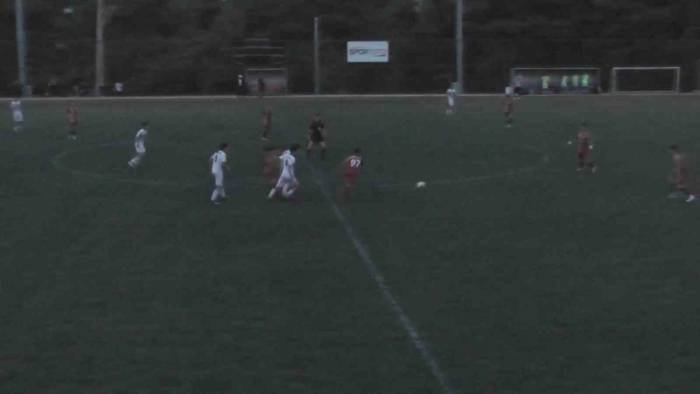 Stat Işıkları Yanmayınca Maç Karanlıkta Oynandı