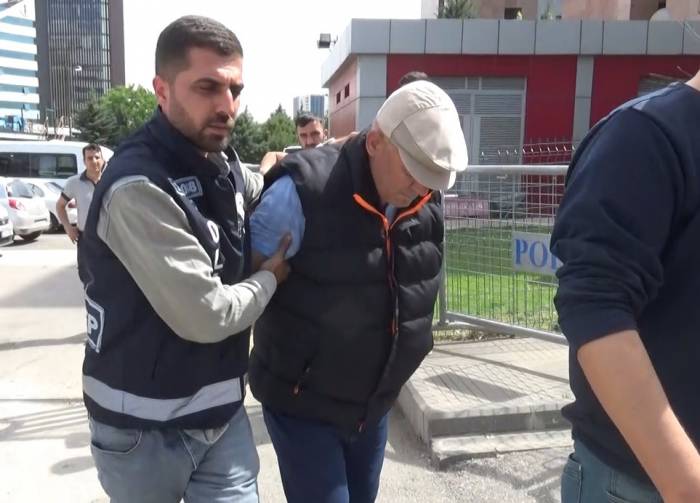 Tartıştığı Karısını Sokak Ortasında Öldüren Koca Adliyeye Sevk Edildi