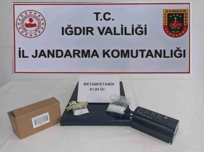 Aracın Bagajından Uyuşturucu Çıktı, 1 Kişi Tutuklandı