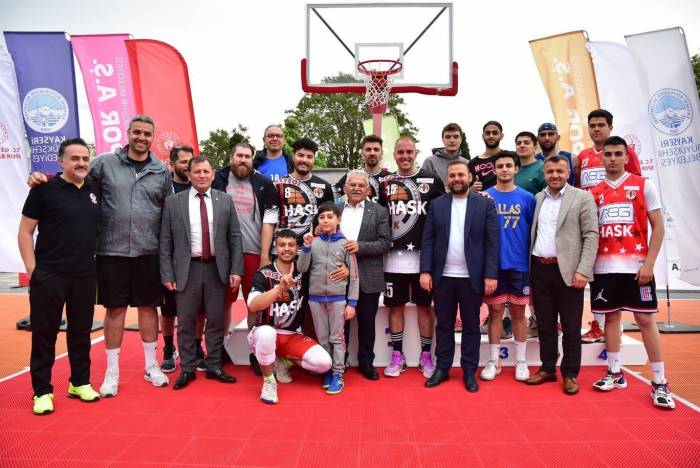 3x3 Basketbol Müsabakaları Nefes Kesti
