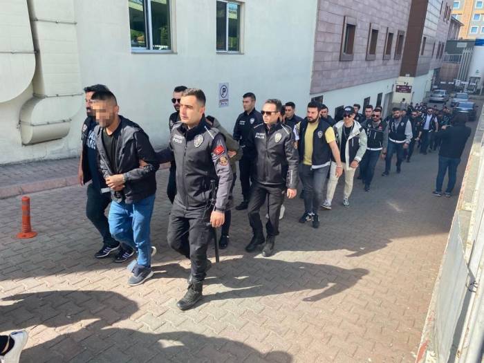 Kökünü Kurutma Operasyonu’nda 37 Tutuklama