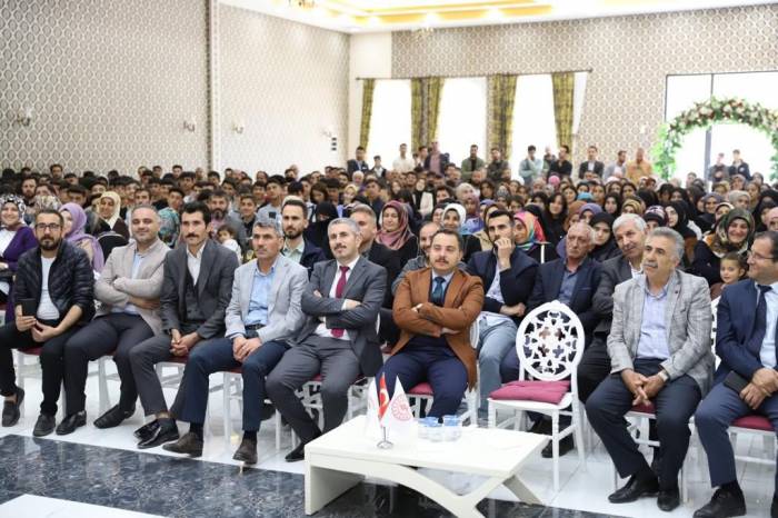 Yazar Hayati İnanç Muradiye Halkıyla Buluştu