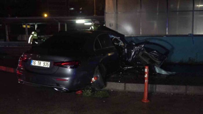 Bursa’da Kontrolden Çıkan Araç Hurdaya Döndü: 3 Ölü, 1 Ağır Yaralı