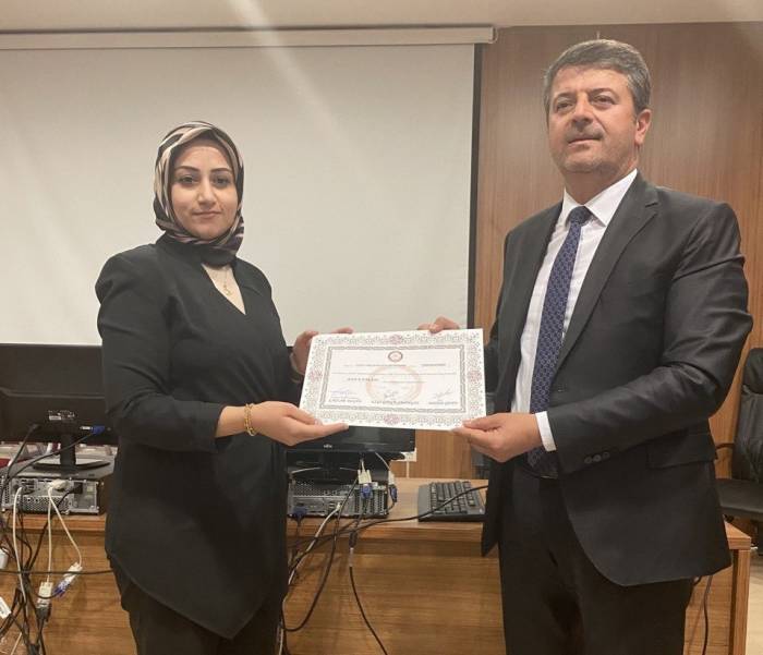 Chp Adıyaman Milletvekili Tutdere Mazbatasını Aldı