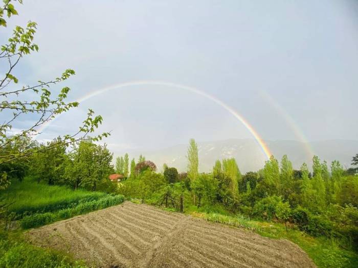 Çift Gökkuşağı Semayı Süsledi