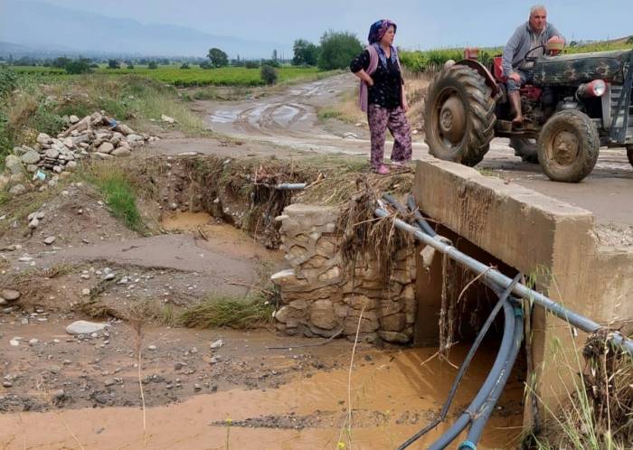 Mahalle Sakinlerinden Dere Islah Talebi
