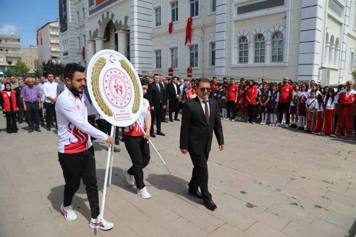 Kahta’da 19 Mayıs Gençlik Ve Spor Bayramı Kutlandı