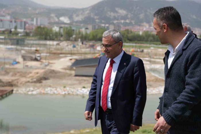 Başkan Işık: "yedigöller’in Yüzde 80’i Tamam"