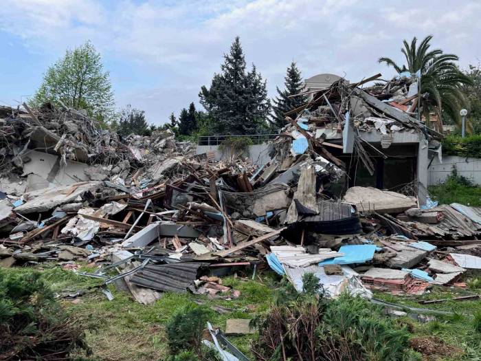 Münevver Karabulut’un Vahşice Katledildiği Villa Yıkıldı