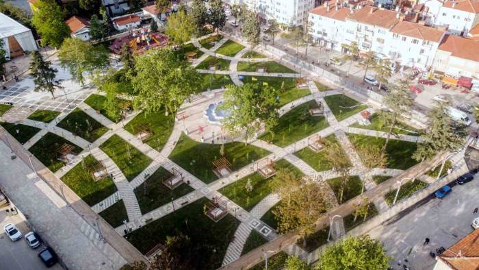 Yenişehir Osmangazi Millet Bahçesi Açılış İçin Gün Sayıyor