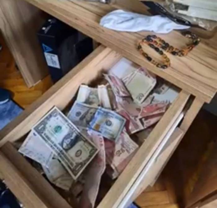 ’büyü Yapma’ İlanıyla 235 Kişiyi 1 Milyon 645 Bin Lira Dolandırdılar