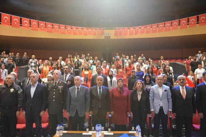 Bakan Kirişçi: "bu Millet Gençlerine İnanıyor Ve Güveniyor"