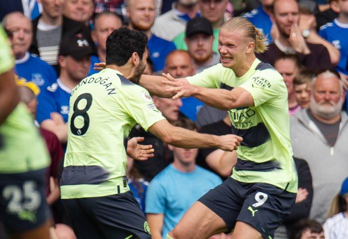 Arsenal Kaybetti, Manchester City Şampiyonluğunu İlan Etti