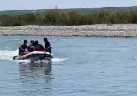 Batman Çayında Mahsur Kalan 3 Kişi Boğulmaktan Son Anda Kurtarıldı