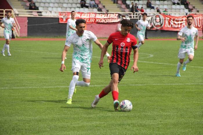 Tff 2. Lig: Gmg Kastamonuspor: 3 - Kırşehir Fsk: 2