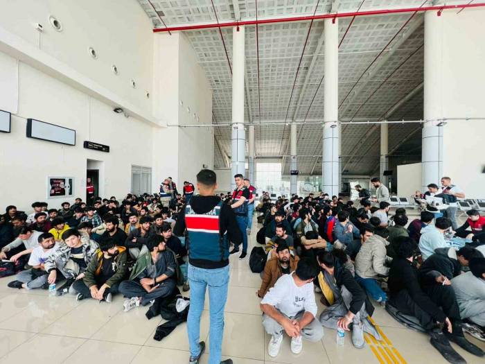 Ağrı’da 12 Bin 682 Göçmenin Ülkeye Girişi Engellendi