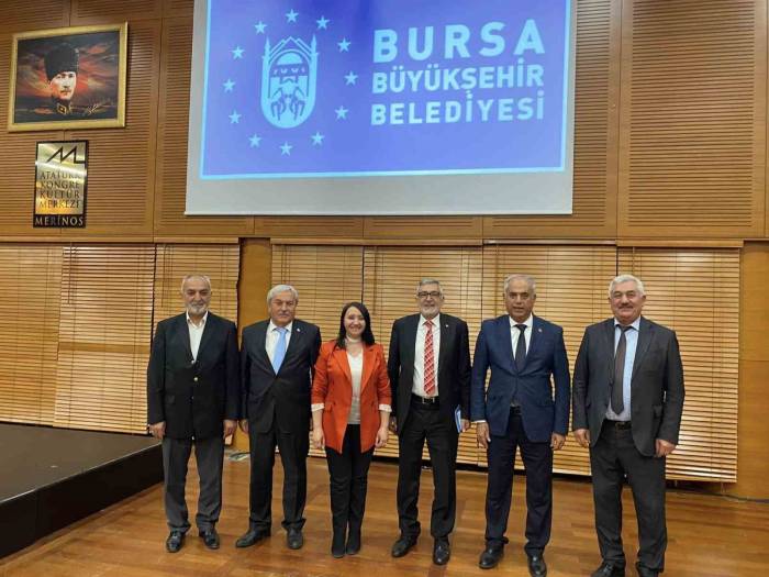 Ak Parti Genel Merkez Yerel Yönetimler Başkanlığı’nın Toplantısına Katıldılar