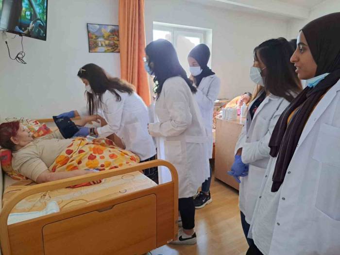 Şanlıurfalı Öğrenciler Romanya’ya Gitti