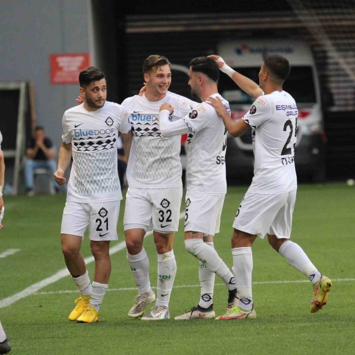 Altay’dan Mutlusu Yok