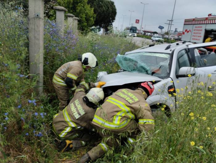 Bandırma’da Trafik Kazası: 1 Ölü, 3 Yaralı