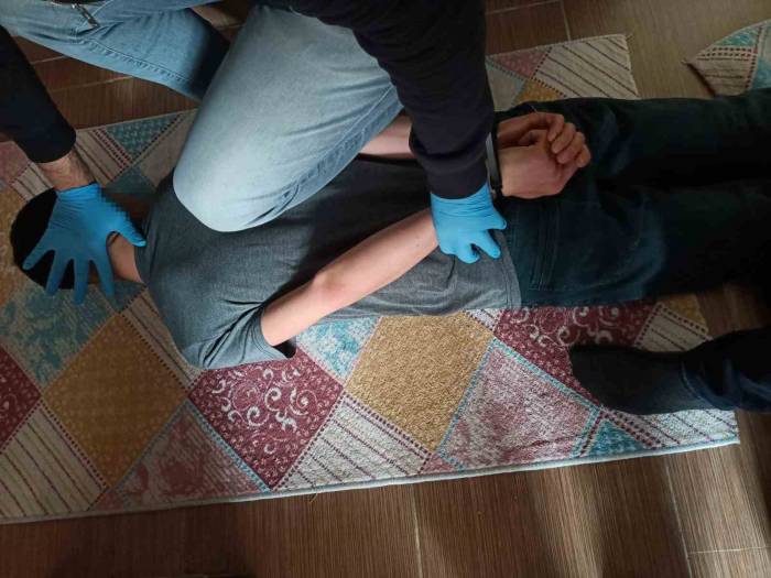Pkk/kck Terör Örgütü Lehine Slogan Atan Şahsılara Yönelik Operasyon: 17 Gözaltı