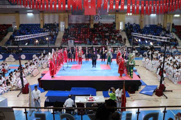 Budokaido Kumite Ve Kata Türkiye Şampiyonası Başladı
