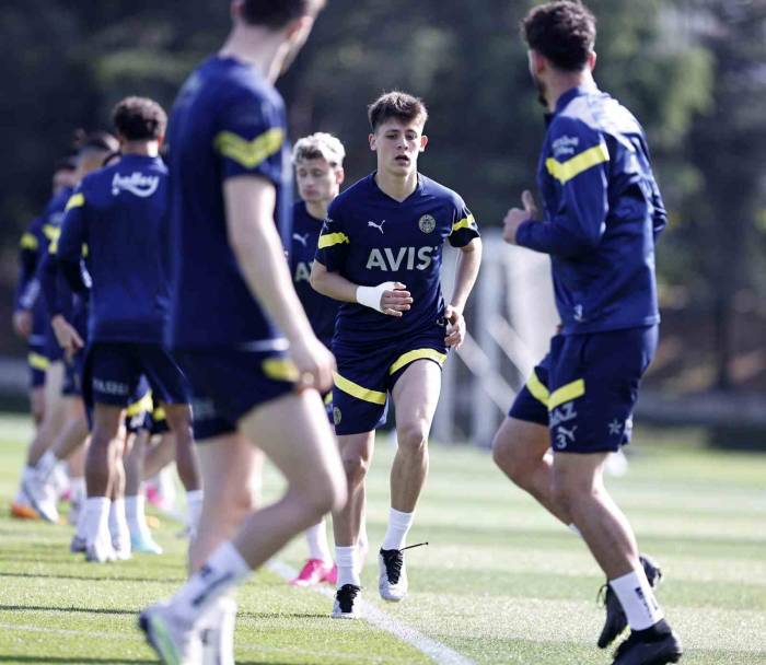 Fenerbahçe, Sivasspor Maçı Hazırlıklarını Sürdürdü