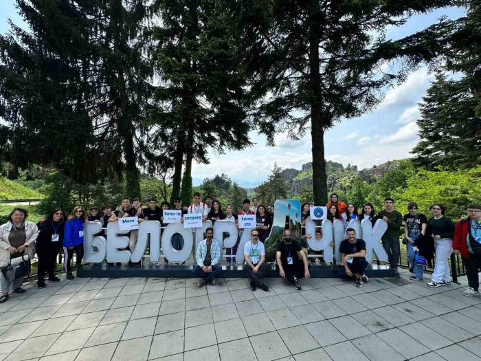 Gediz Atatürk Ortaokulu Bulgaristan’dan Döndü