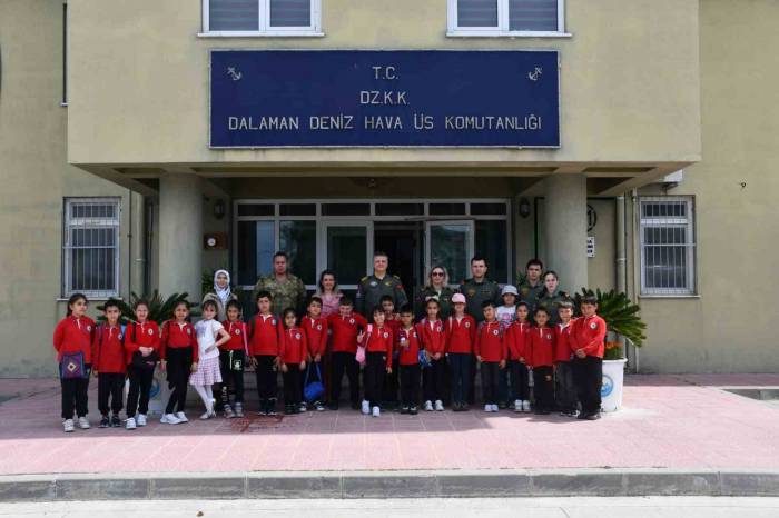 Köyceğizli Öğrenciler Dalaman Deniz Hava Üs Komutanlığı’na Misafir Oldu