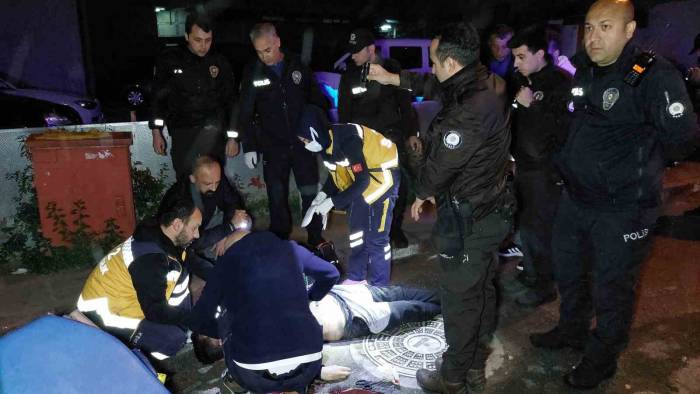 Sokak Ortasında Silahlı Saldırıya Uğrayan Şahıs Hayatını Kaybetti
