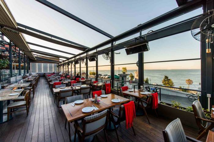 Emirgan Sütiş 70’inci Yaşını Kutluyor