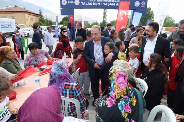 Talas’tan Elbistan’a Dayanışma Ziyareti